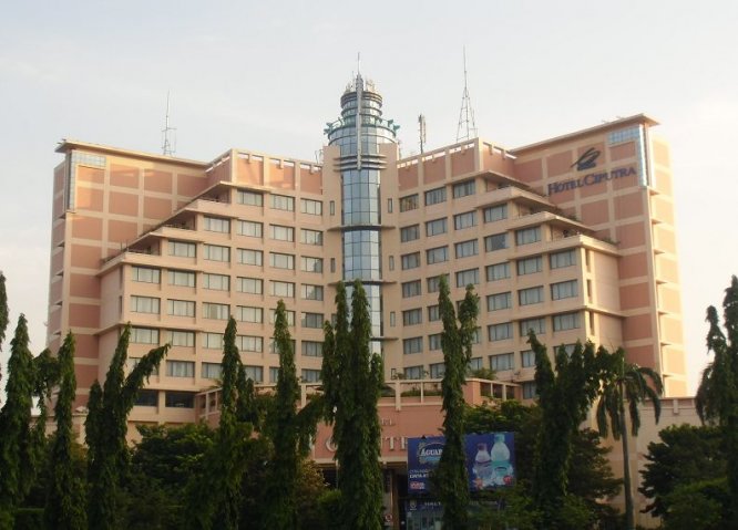 Hotel Ciputra Semarang (sumber: http://www.semarangmap.com/)