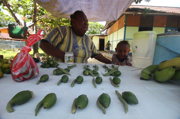 Pinang dan sirih yang dijual mama-mama Papua